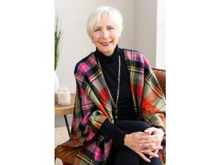 Luxury Boise Living with Helen Law & Diana Simpson Luxury Boise Living with Helen Law & Diana Simpson